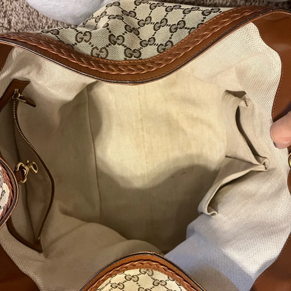 Gucci Beige and Brown Shoulder Bag - Picture 11 of 14